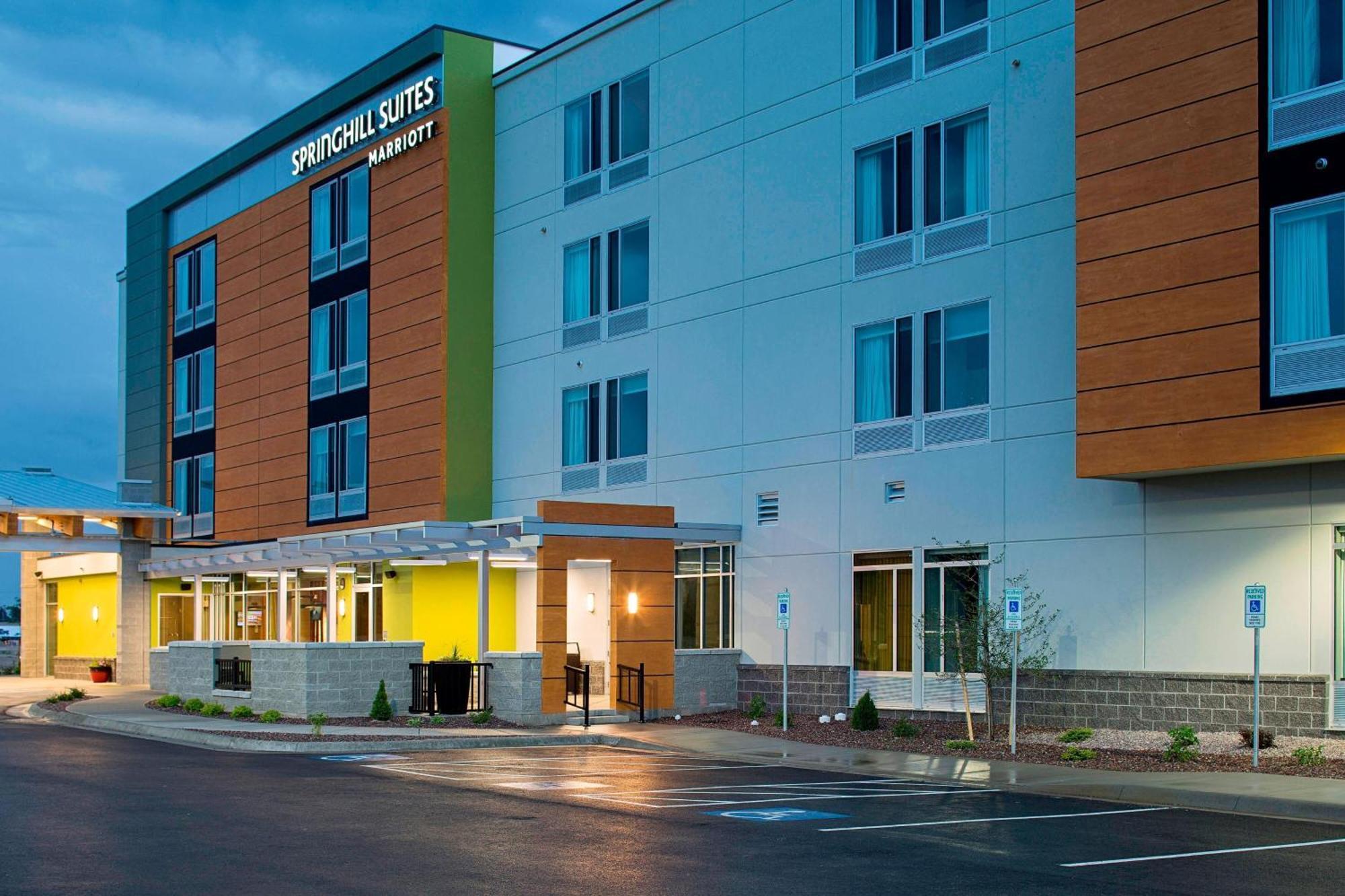 Springhill Suites By Marriott Kalispell Exterior photo